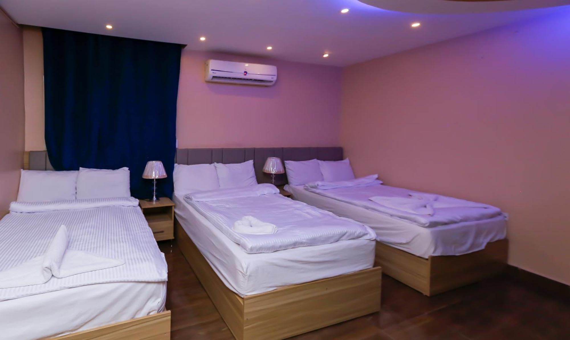 Makadi Pyramids View Hostel Kafrat al Jabal Luaran gambar