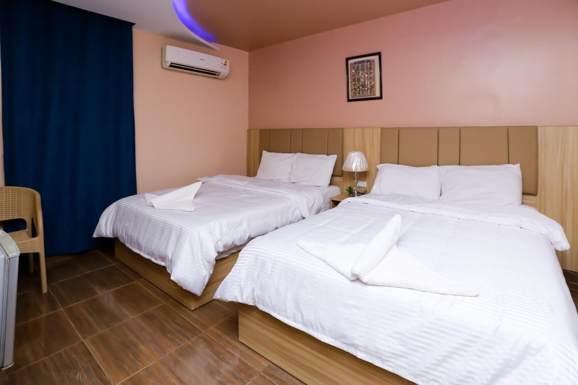 Makadi Pyramids View Hostel Kafrat al Jabal Luaran gambar