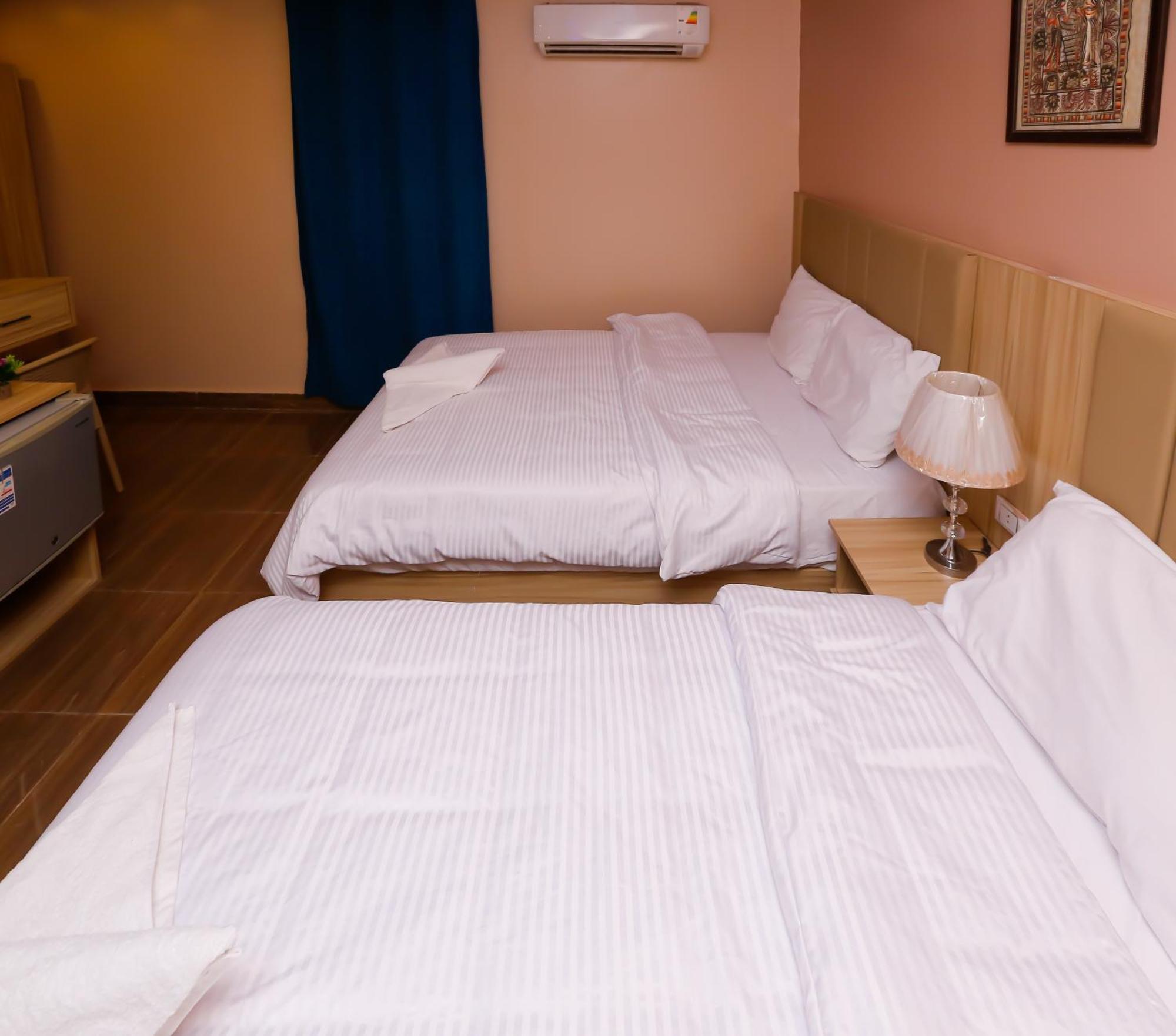 Makadi Pyramids View Hostel Kafrat al Jabal Luaran gambar