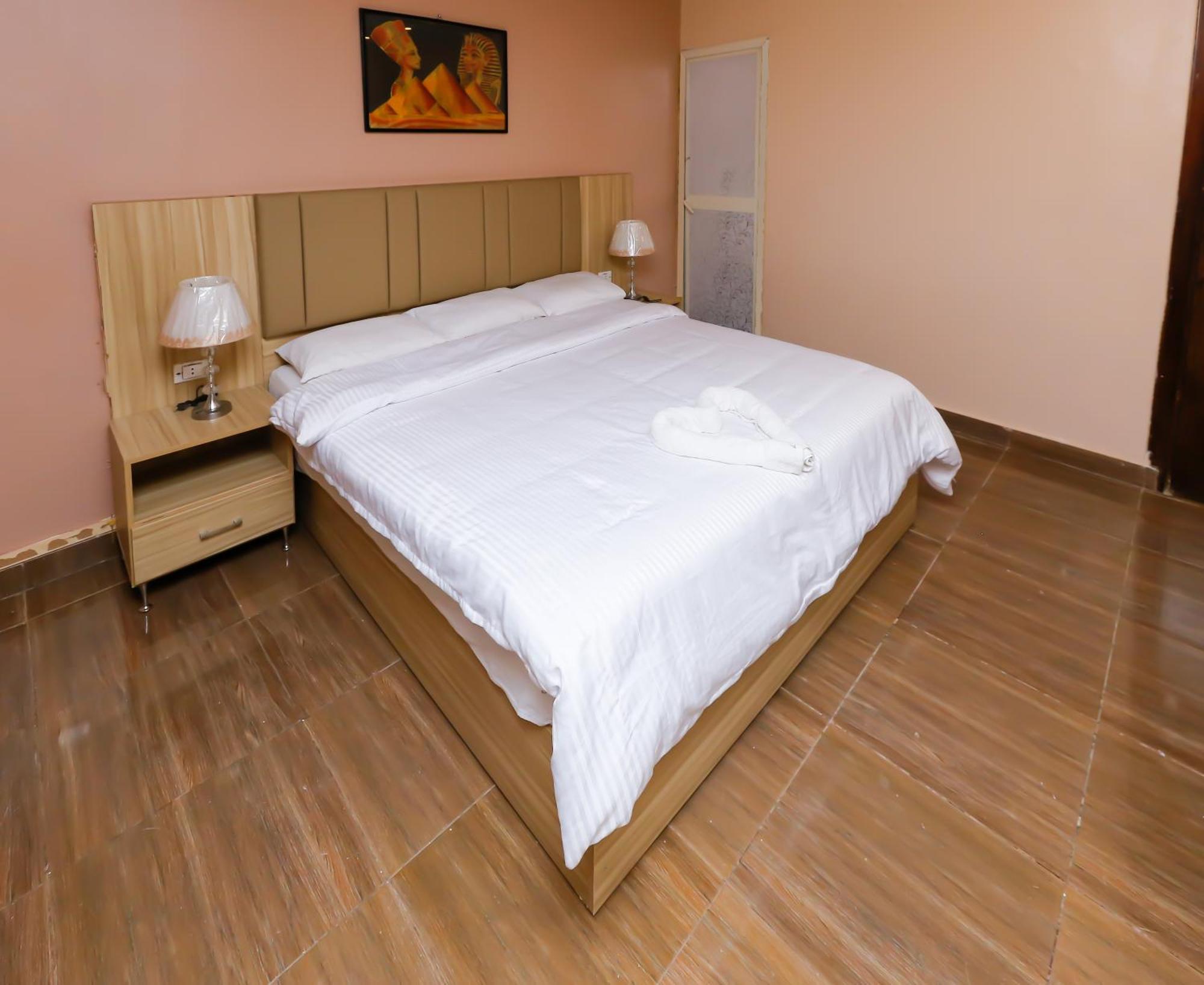 Makadi Pyramids View Hostel Kafrat al Jabal Luaran gambar