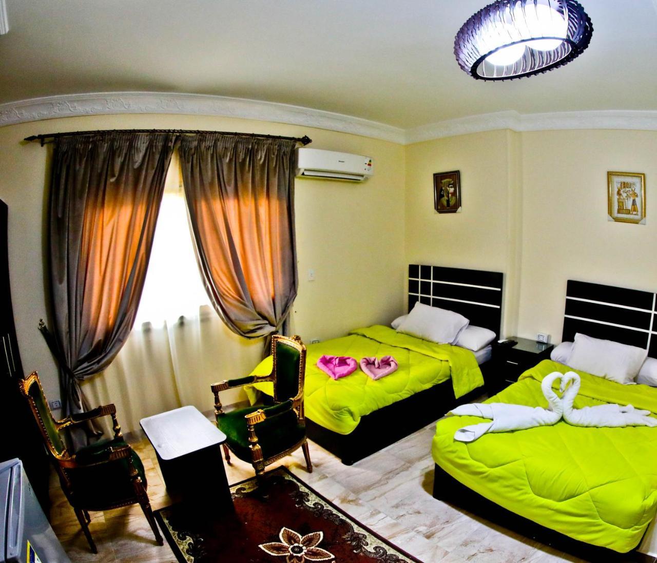 Makadi Pyramids View Hostel Kafrat al Jabal Luaran gambar